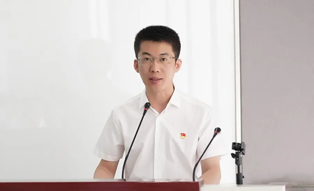 黨委委員、紀(jì)委書記楊明來作黨建工作匯報.jpg